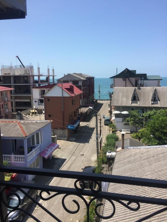 Гостевой дом Golden Beach kobuleti Кобулети-41